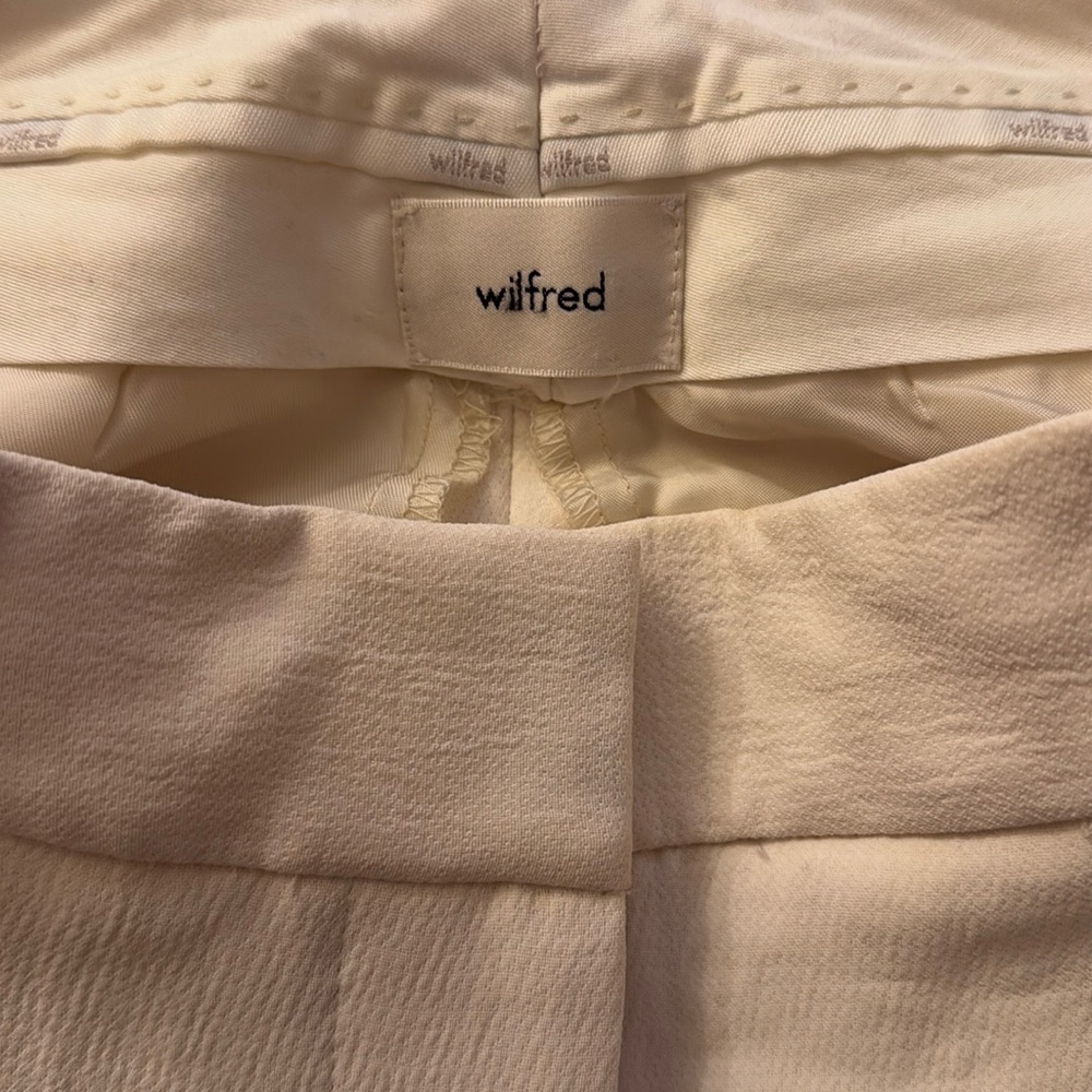 Aritzia Wilfred Light Birch Effortless 5in Shorts 0 - Picture 6 of 10